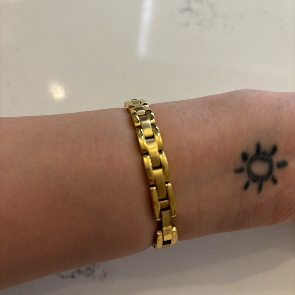 Bulova Women’s Classic Gold Stainless Steel Watch - Picture 4 of 4